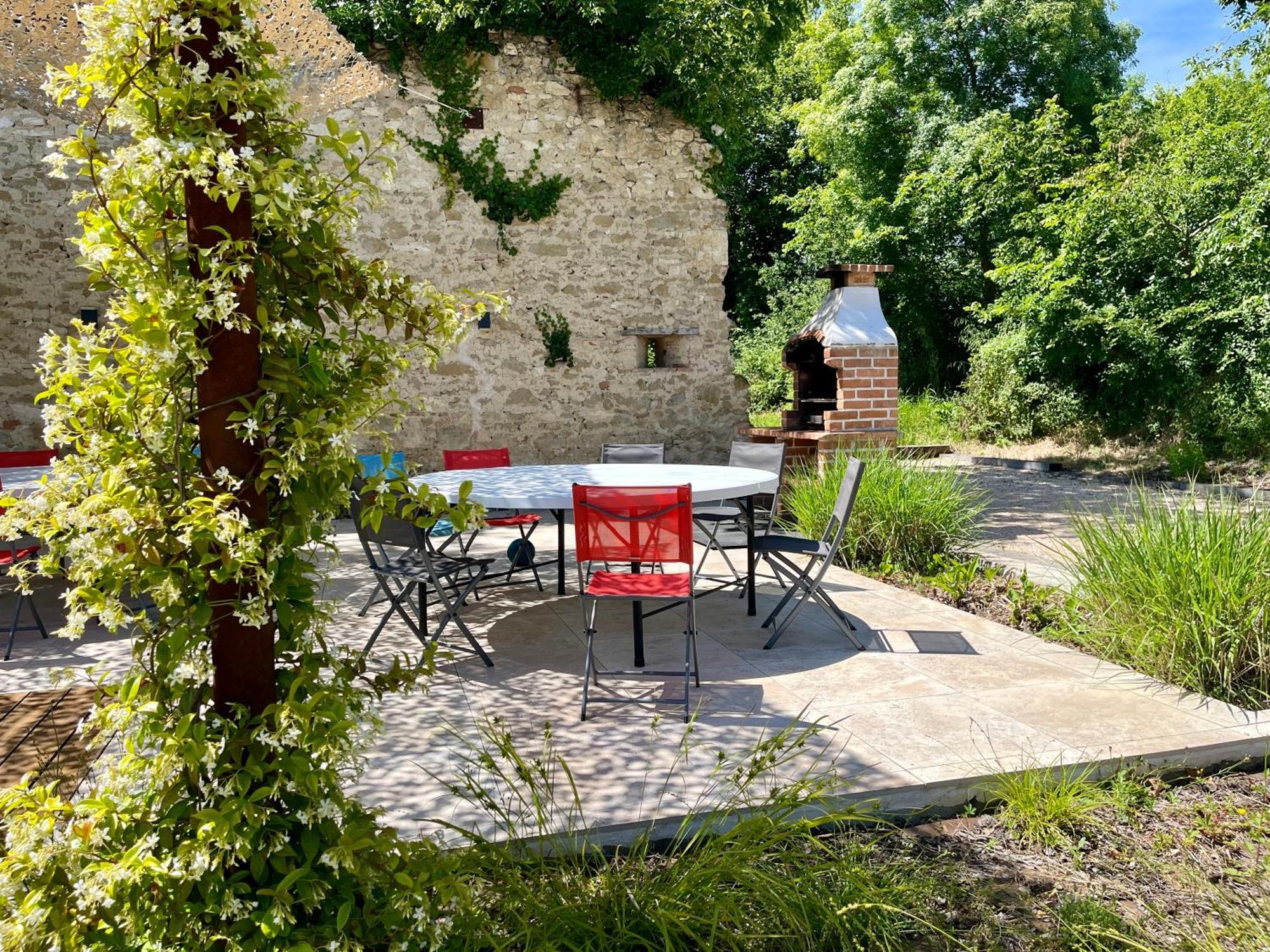 Gite Campagne Famille 15 Pers Piscine Chauffee Jeux Enfants Petanque Saint-Sauvy Exterior foto